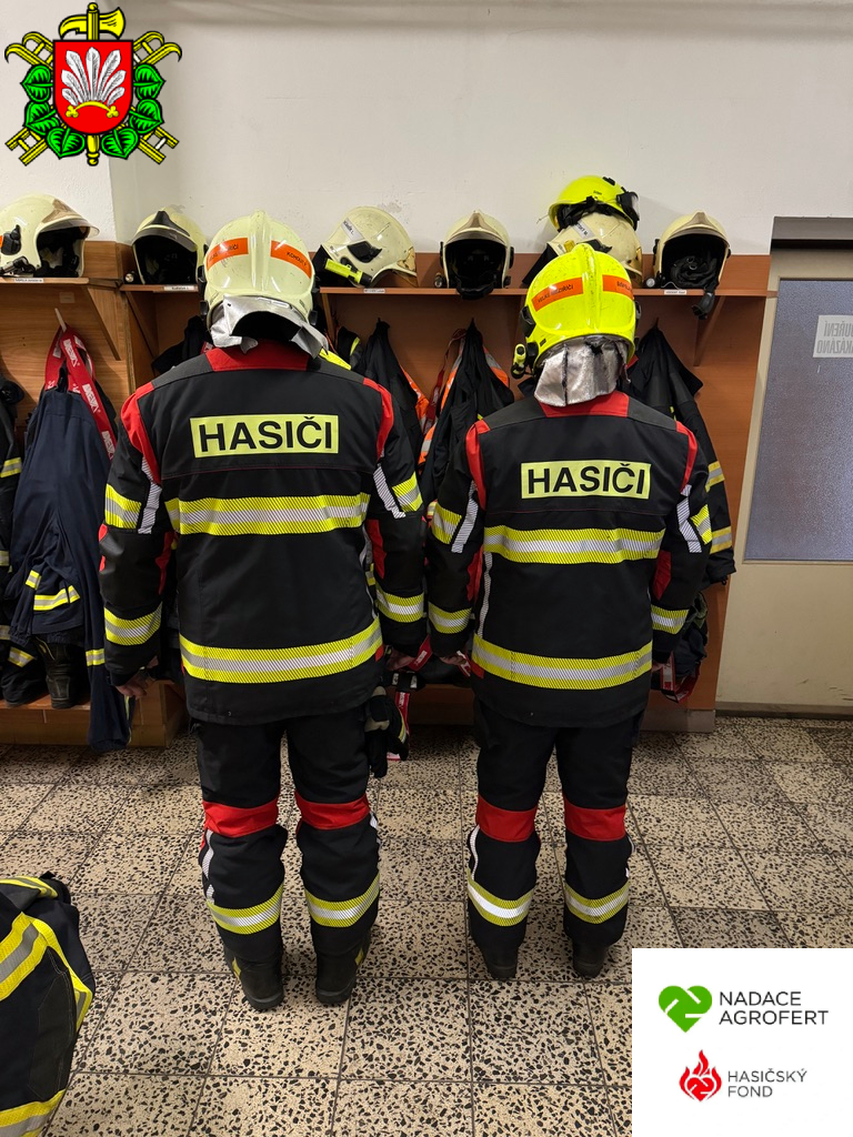Zásahové obleky z finančních prostředků Nadace Agrofert - foto2